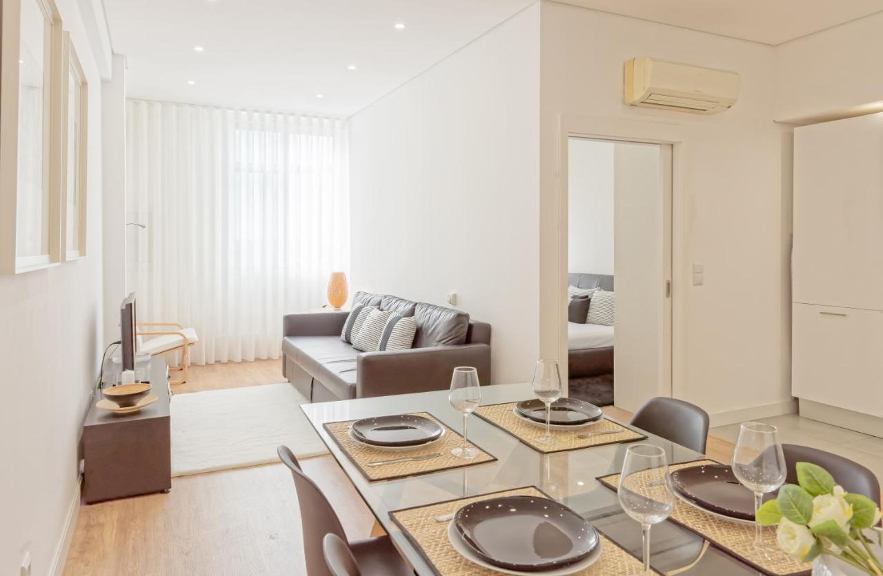 Luxury Prime Batalha Apartments Porto Bagian luar foto